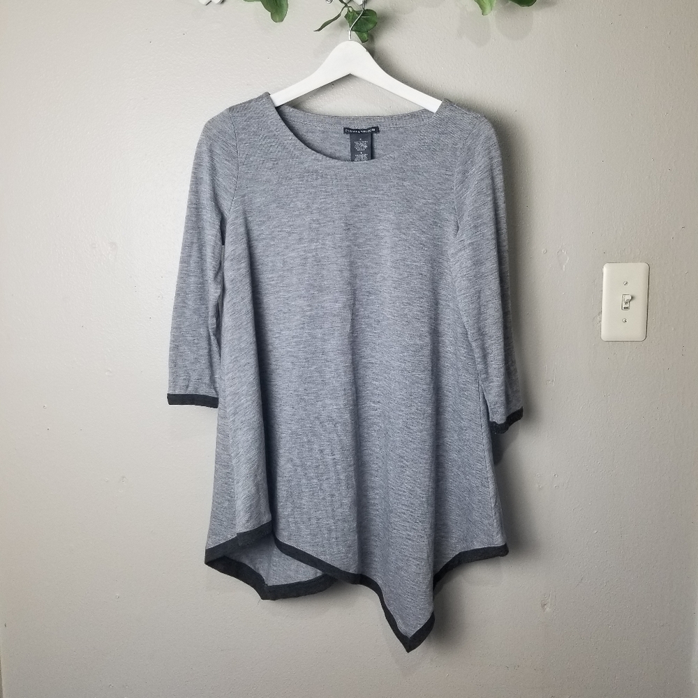 Chelsea & Theodore asymmetrical tunic size…